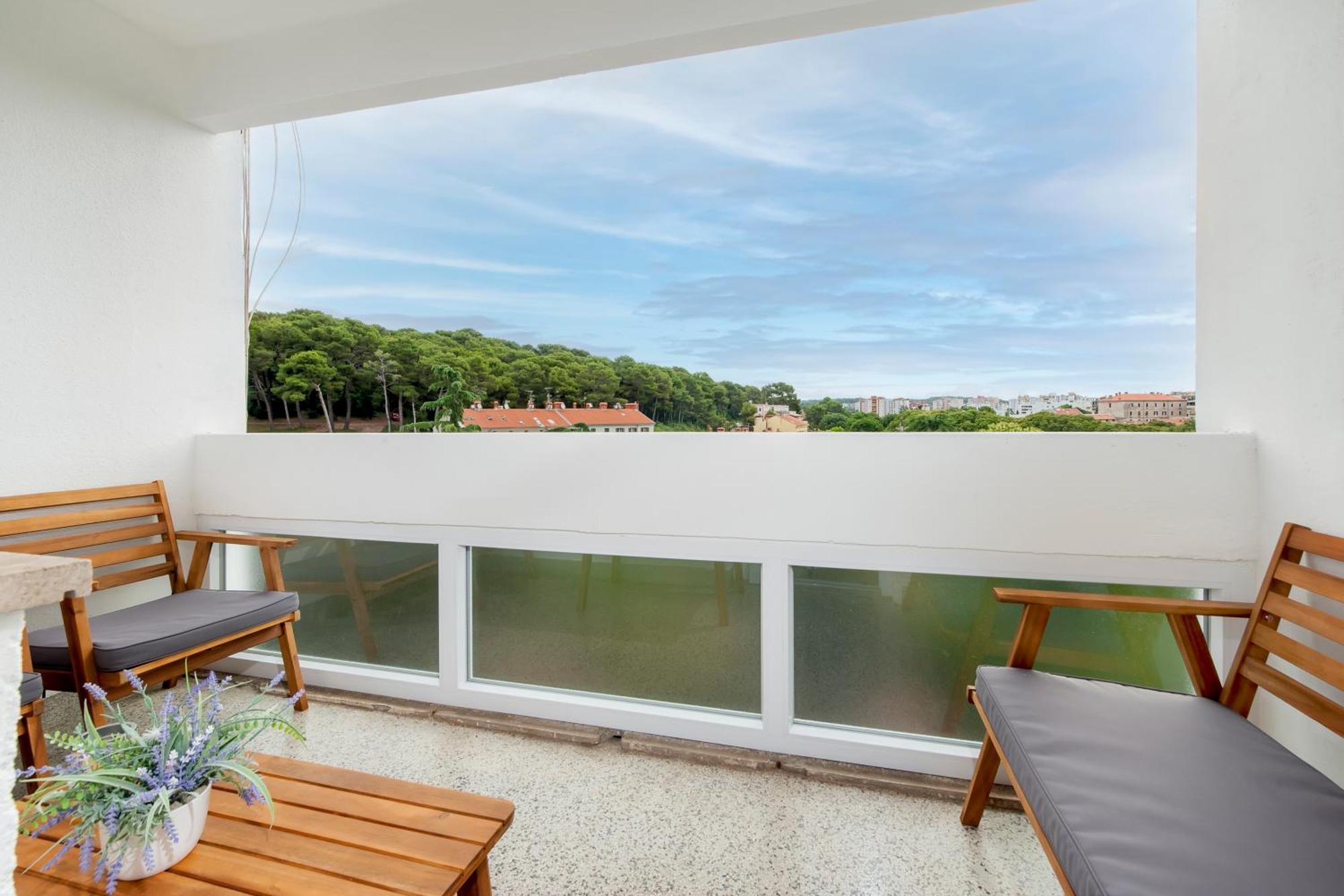 Arena Parkside Residence Pula Buitenkant foto